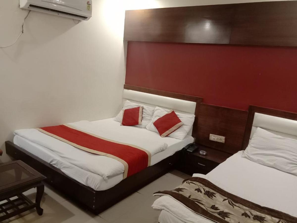 Hotel Star Palace Νέο Δελχί Εξωτερικό φωτογραφία